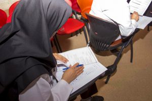برگزاری آزمون تفسیر نوار قلب پرسنل واحد الکتروکاردیوگرافی: عکس شماره 4 / 8